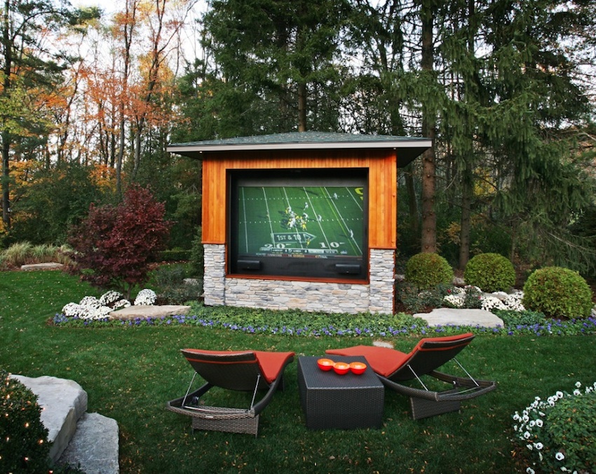 outdoor-television-man-cave